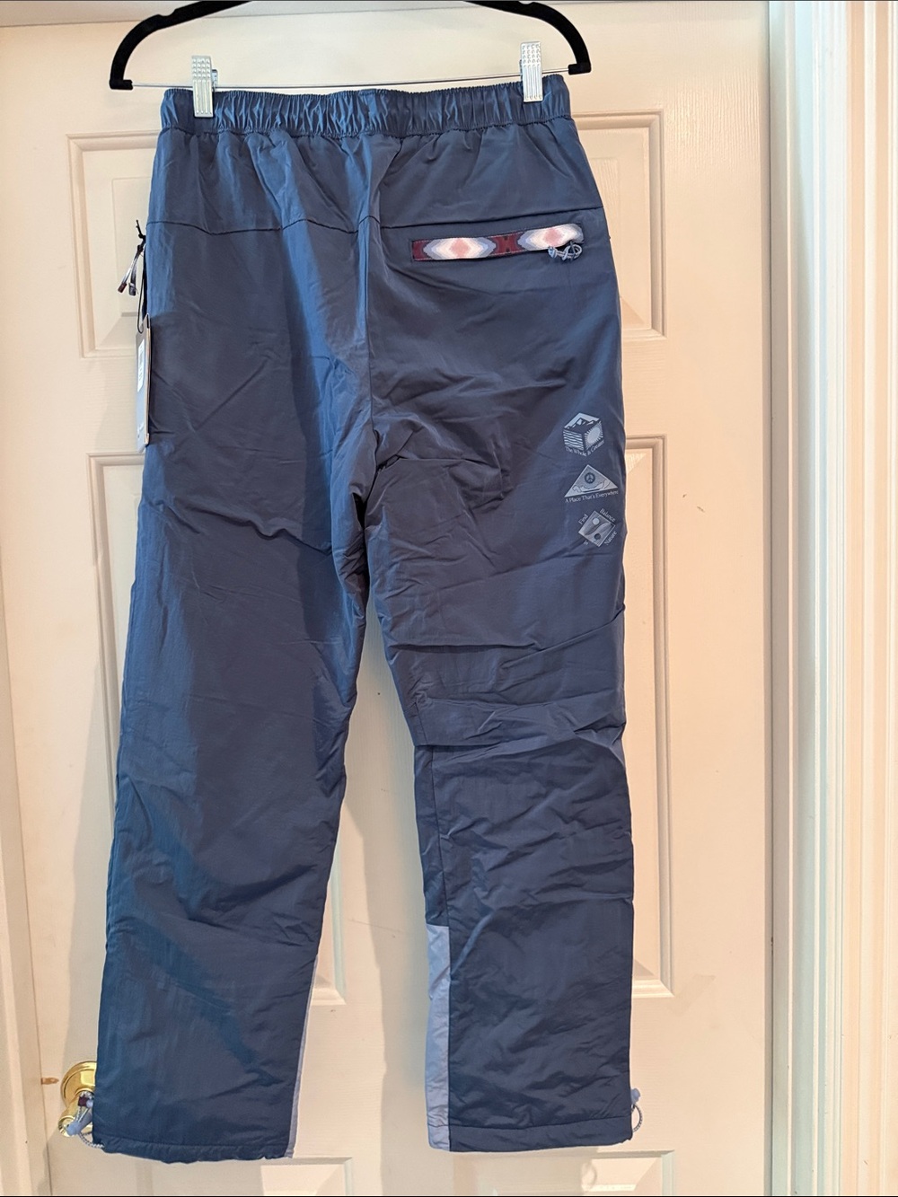Mad Happy x Columbia Men’s Navy Outdoor Pants - Columbia small NWT - Picture 3 of 5